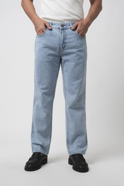 Light Indigo Straight Fit Jeans Premium