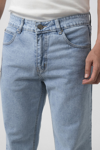 Light Indigo Straight Fit Jeans Premium